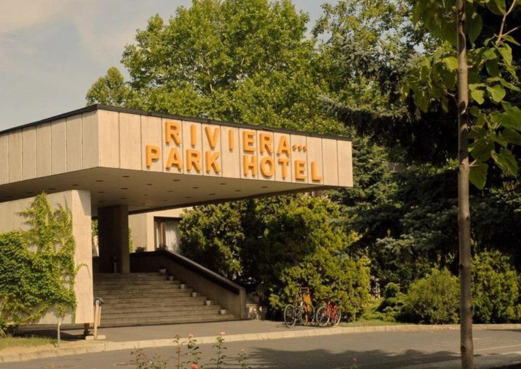 Riviera Park Hotel Balatonföldvár Exterior foto